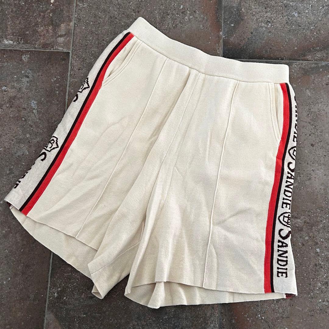 Sandie セットアップ　ロゴジャガードモックネックニット　ショートパンツ