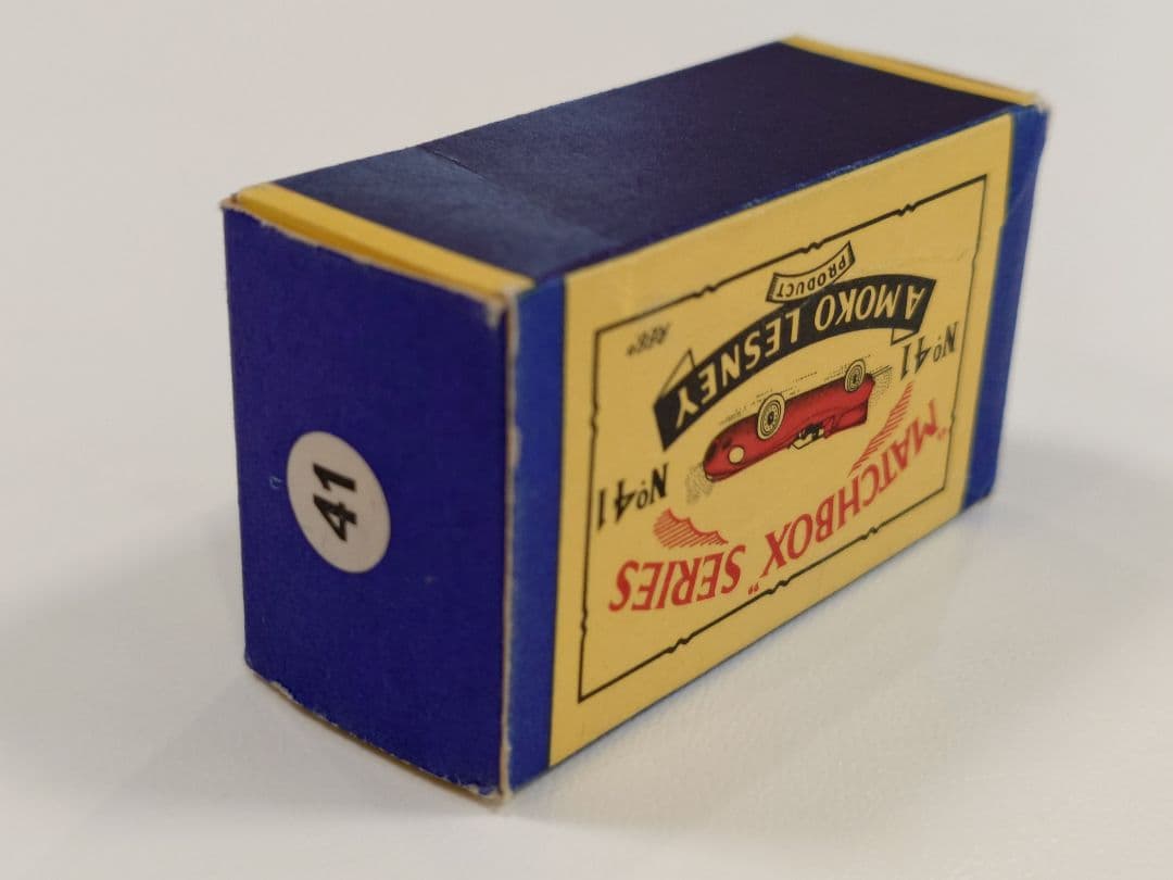 ミニカー MATCHBOX No.41 JAGUAR D Type