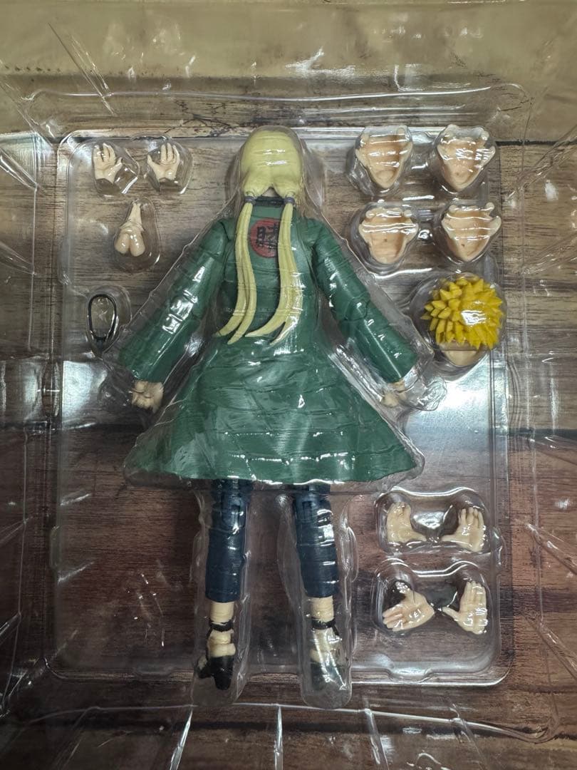 フィギュアーツ　S.H.figuarts 綱手 百豪極めし伝説の医療忍者