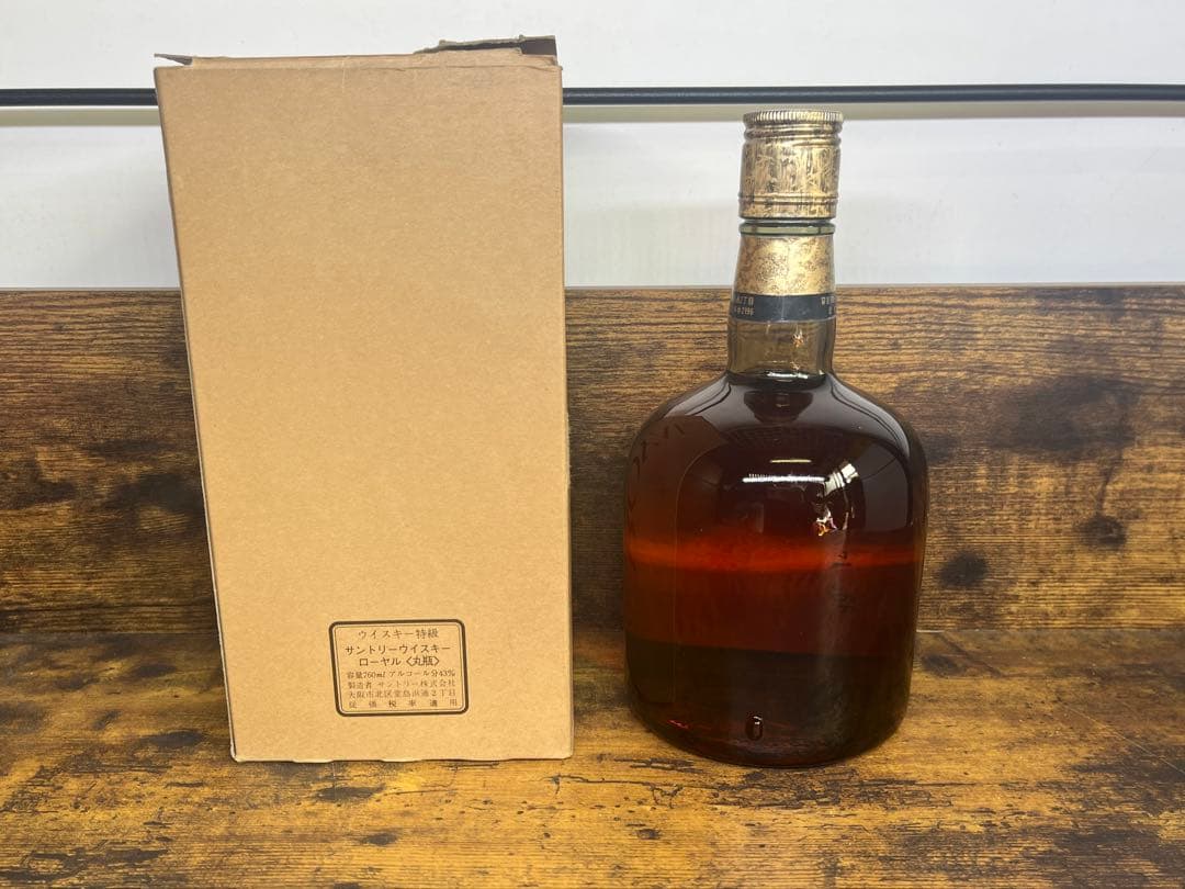 未開封　サントリー　ウイスキー　ローヤル　丸瓶　'60 特級　760ml 古酒