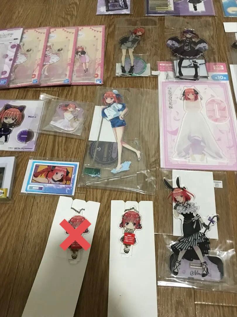 中野二乃アクリルスタンド類　まとめ売り！