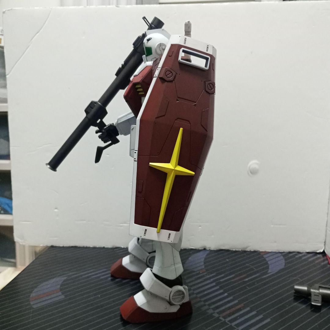 メガサイズ　ジム　1/48　プラモデル完成品　 ガンダムシリーズ