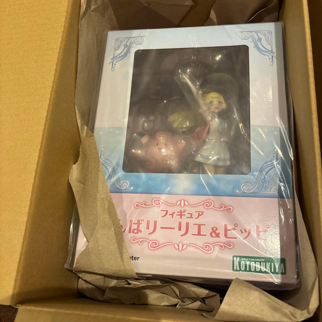 新品・未開封　リーリエ フィギュア 2点 セット販売