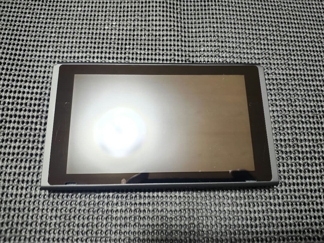 美品　NintendoSwitch　ニンテンドースイッチ　本体　2018年製