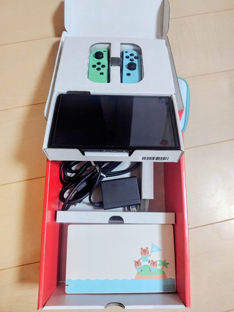 Nintendo Switch 有機ELモデル本体 あつまれどうぶつの森仕様