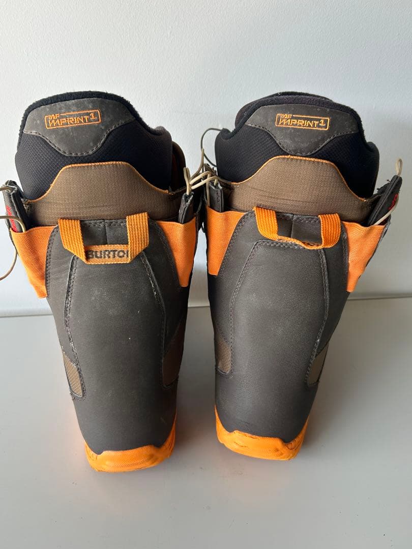 バートンスノーボードブーツMOTO-ASIAN FIT 25.5cm