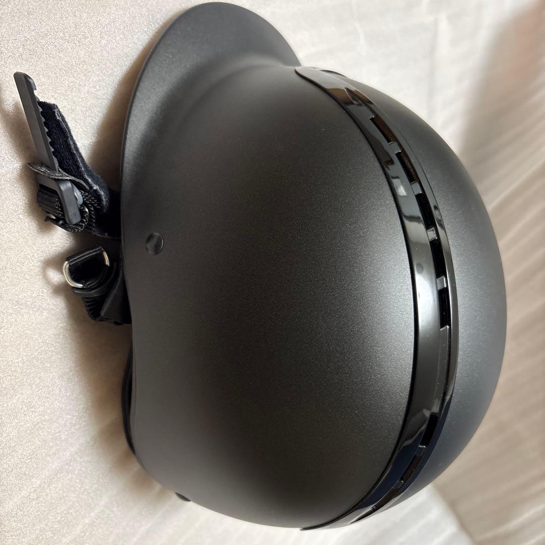 uvex マットブラック ヘルメット　乗馬