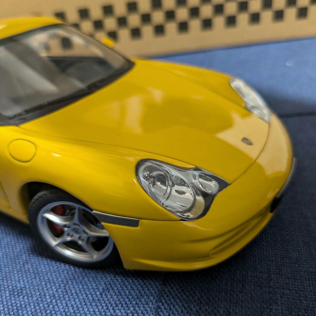 AUTOart　ポルシェ　911 996 1/18 ジャンク　後期
