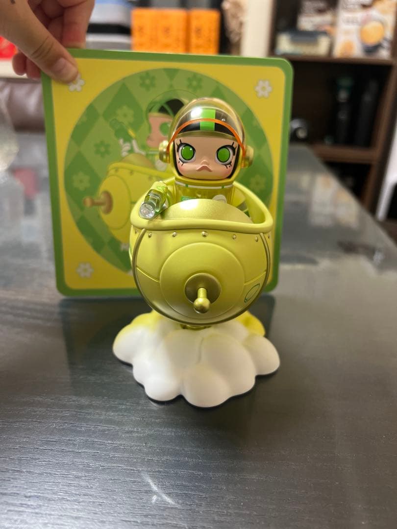 フィリピン限定‼️Space Molly Blooming フィギュア