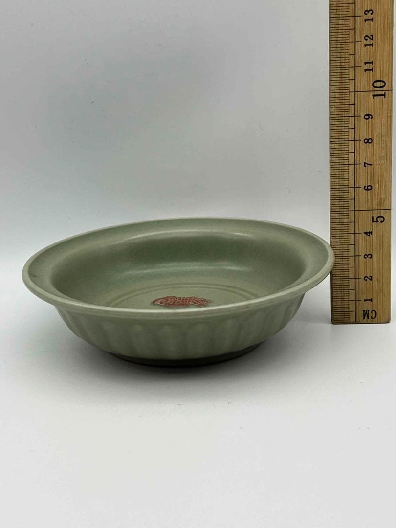 南宋時代　青磁　龍泉窯双魚盤　青磁皿　唐物　古賞物　時代物　(A-72)