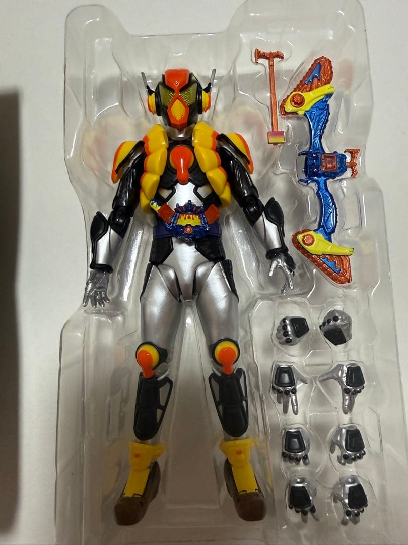 SHフィギュアーツ 仮面ライダーヴラム、仮面ライダーガヴまとめ売り