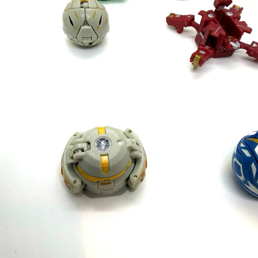 激レア　希少　爆丸　bakugan まとめ売り　8 体