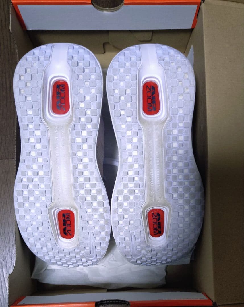 Nike ボメロプレミアム　Vomero Premium 27cm