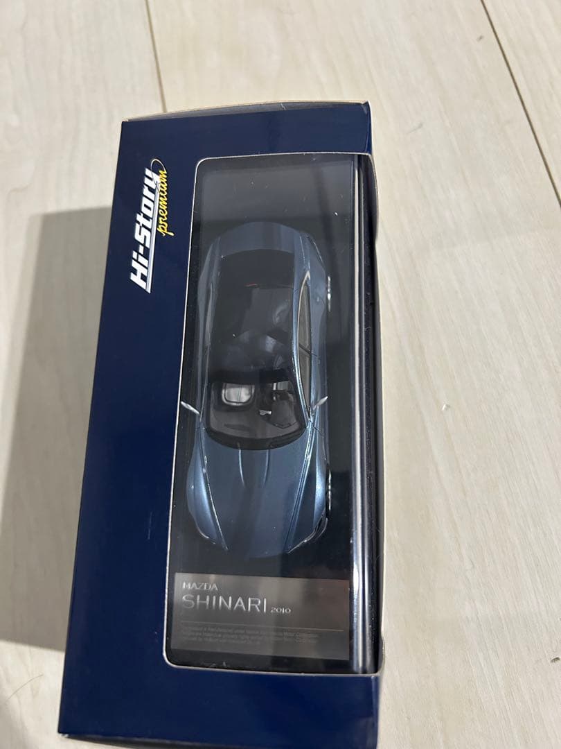 激レア　MAZDA SHINARI 1/43スケールモデルカー