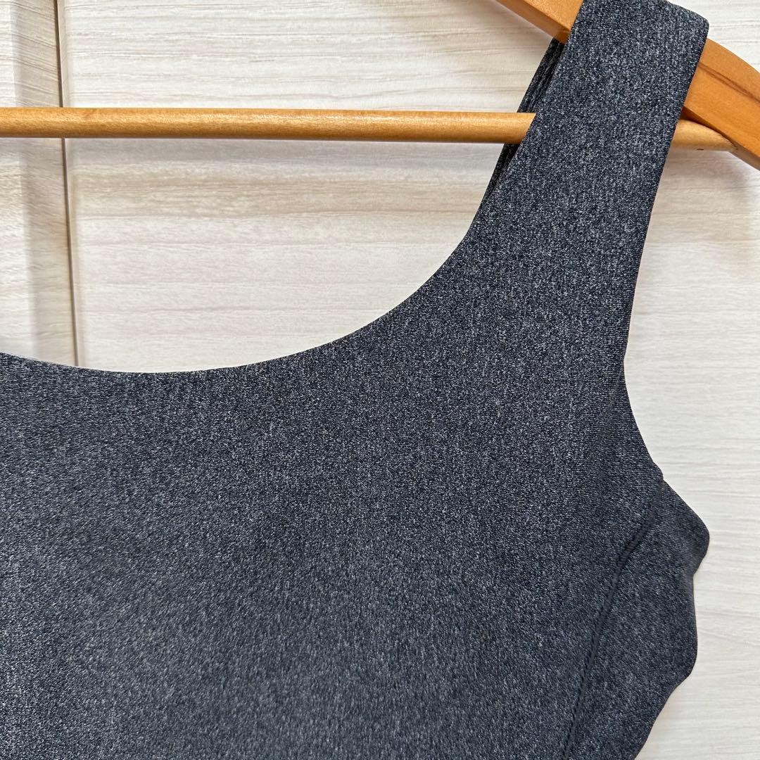 【新品未使用】easyyoga シンプルツイストクロップドタンクトップ　Lサイズ