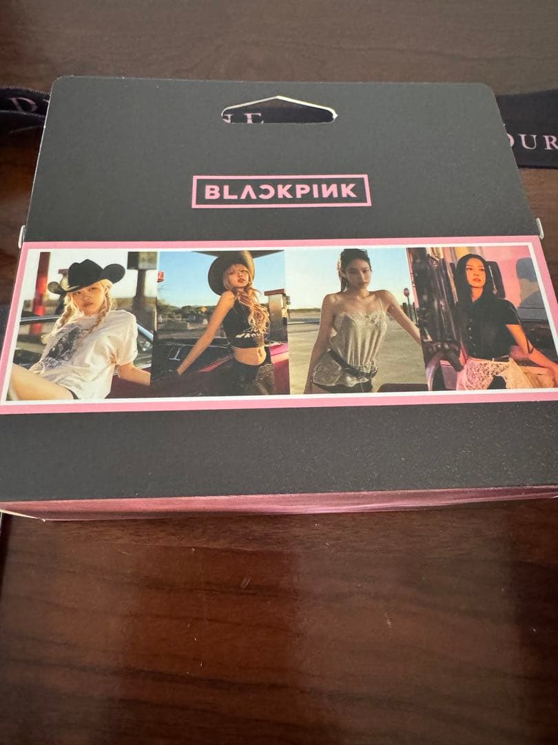 BLACKPINK DEADLINE バッグ