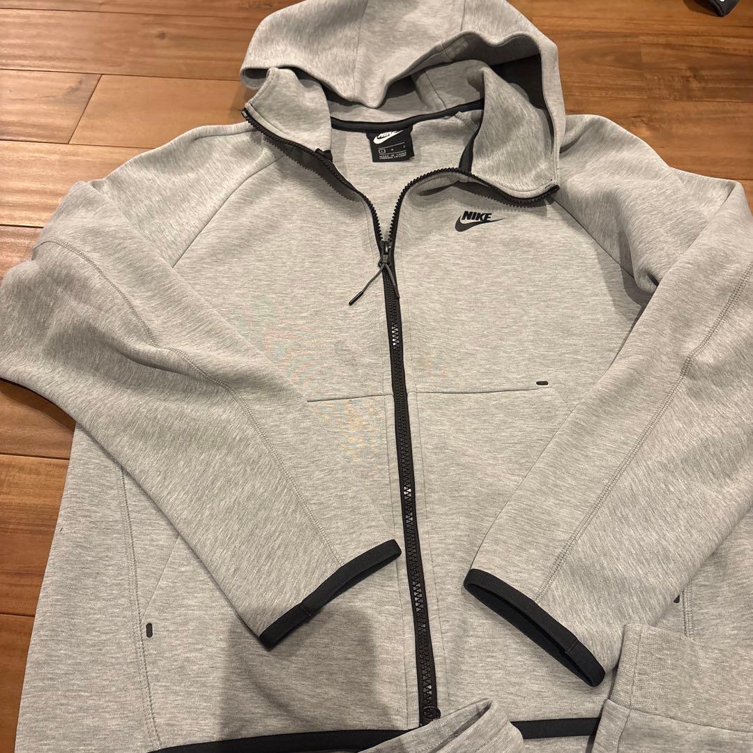 NIKE テックフリース セットアップ グレー