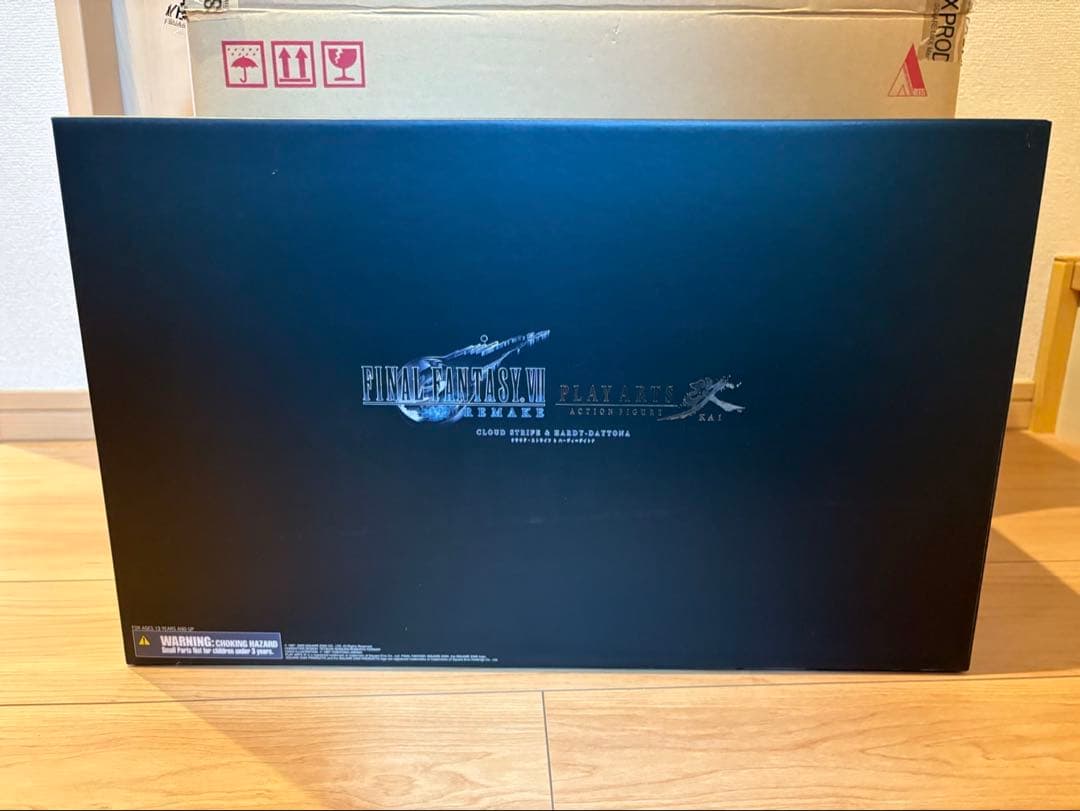 ファイナルファンタジーVII リメイクPLAY ARTS改 クラウド& ハーディ