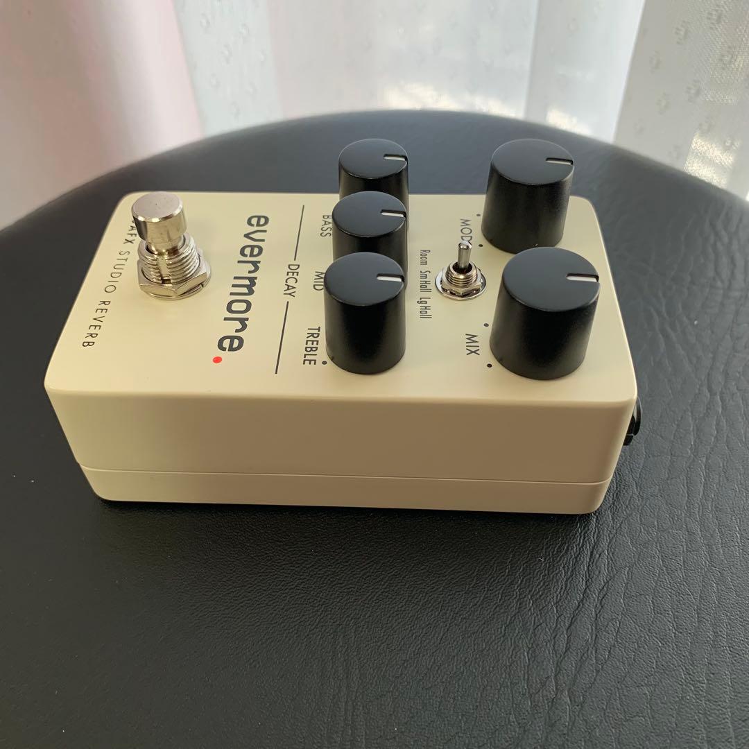 ギター Universal Audio UAFX Evermore Studio Rev