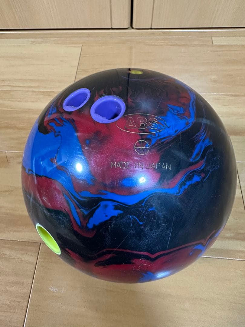 アキュライン・ツアープレミアム7 ボウリングボール 中古ボール