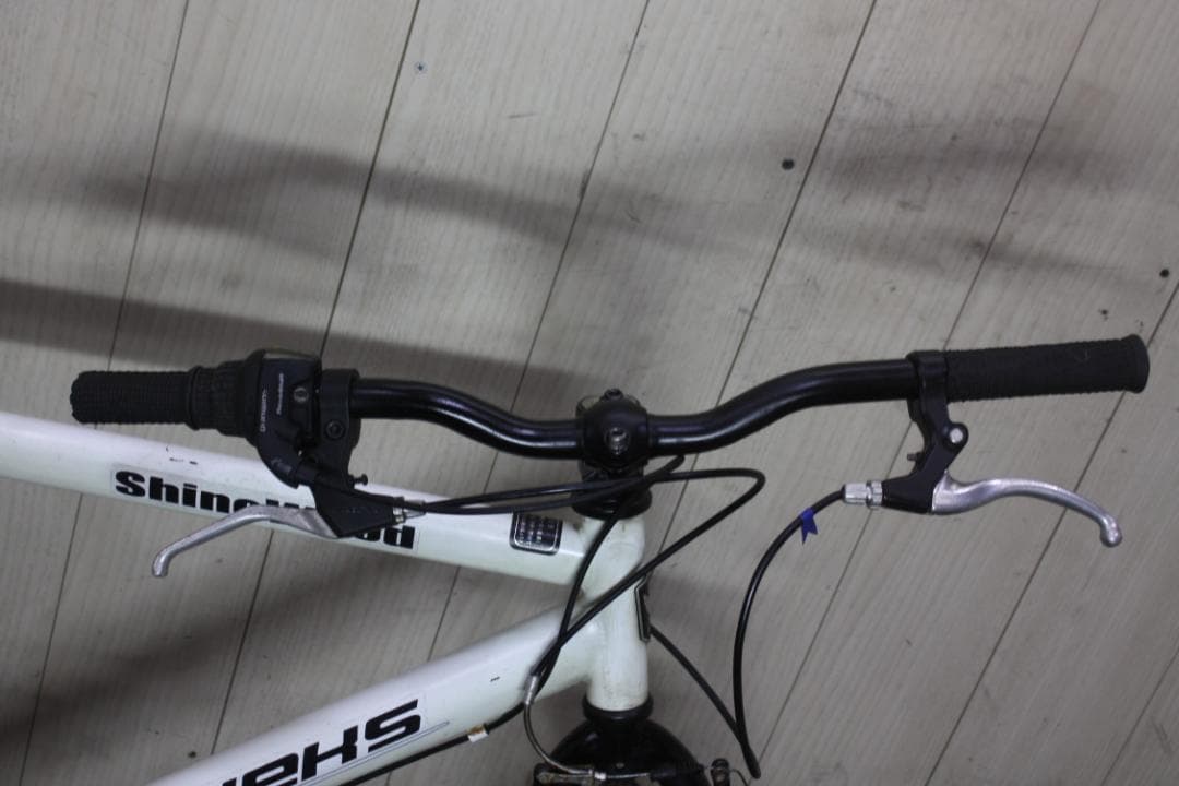 SHINEWOOD(シャインウッド) 26型 シマノ6速 480mm クロス