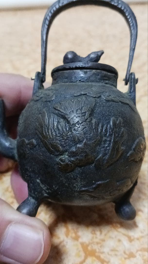 時代物　銅製　鉄瓶形　翼龍図　摘み瓢箪　三足　水滴　江戸期　鉄瓶