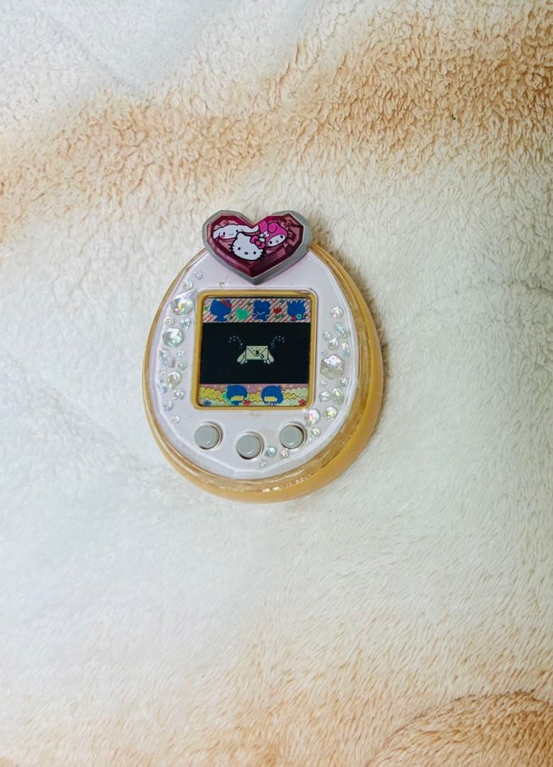 たまデコピアス　サンリオ