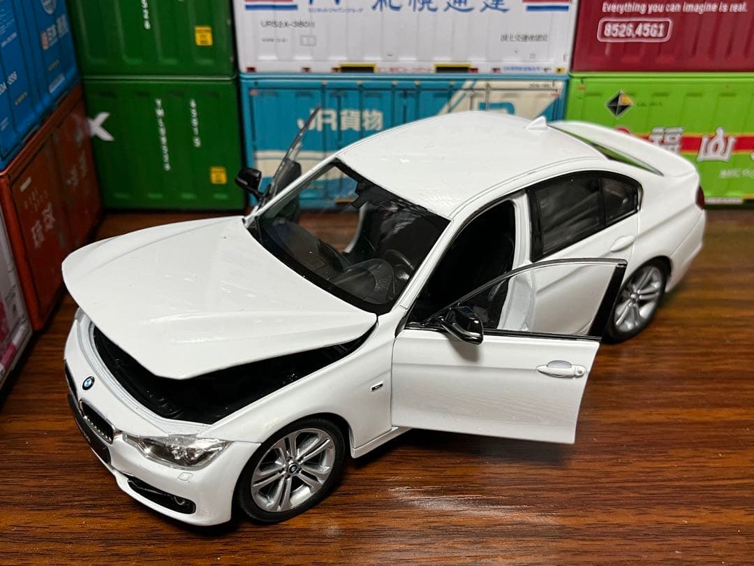 WELLY 1/24 ポルシェ 911 1/24  335i
