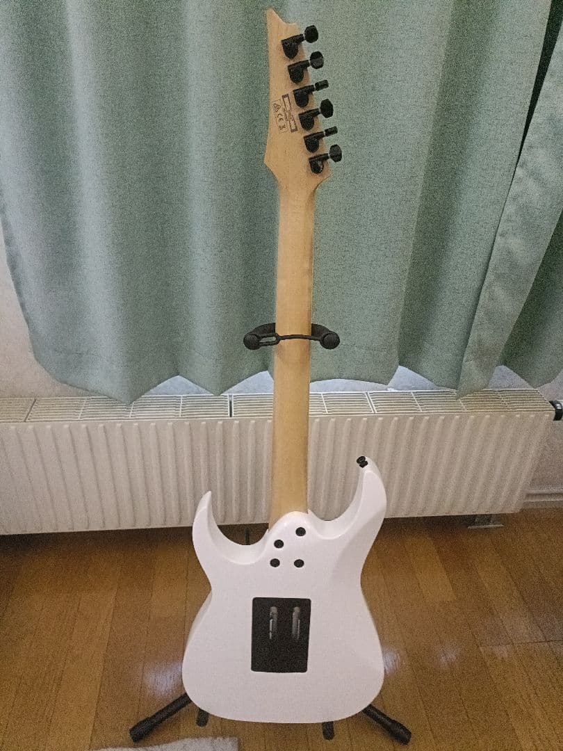 ★美品★ Ibanez RG450DXB-WH