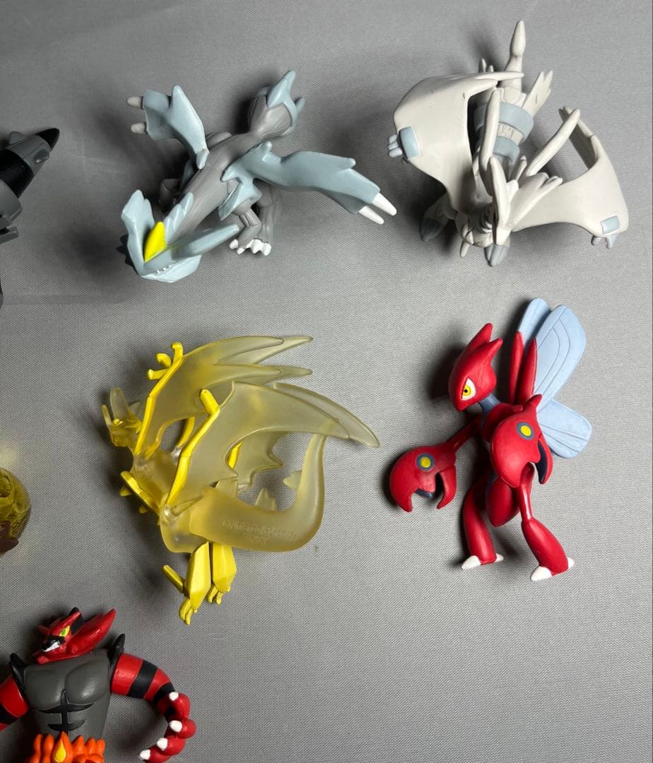 ポケモン　pokemon モンコレ　ピカチュウ　12体　まとめセット