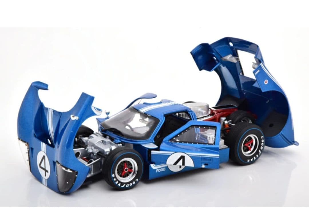 1/18 フォードMK4 Shelby Collectibles