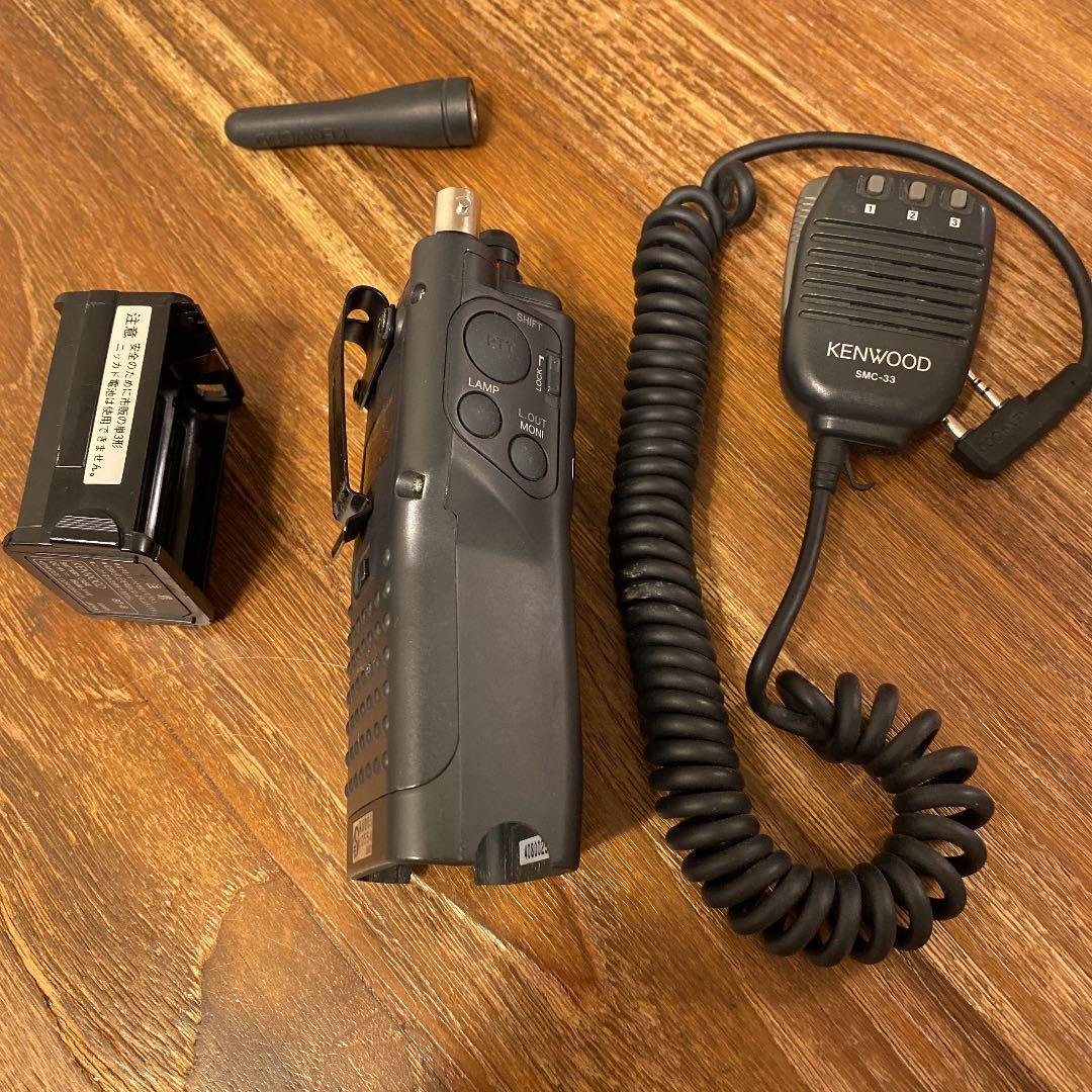 KENWOOD トランシーバー 430MHz アマチュア　単三電池稼働