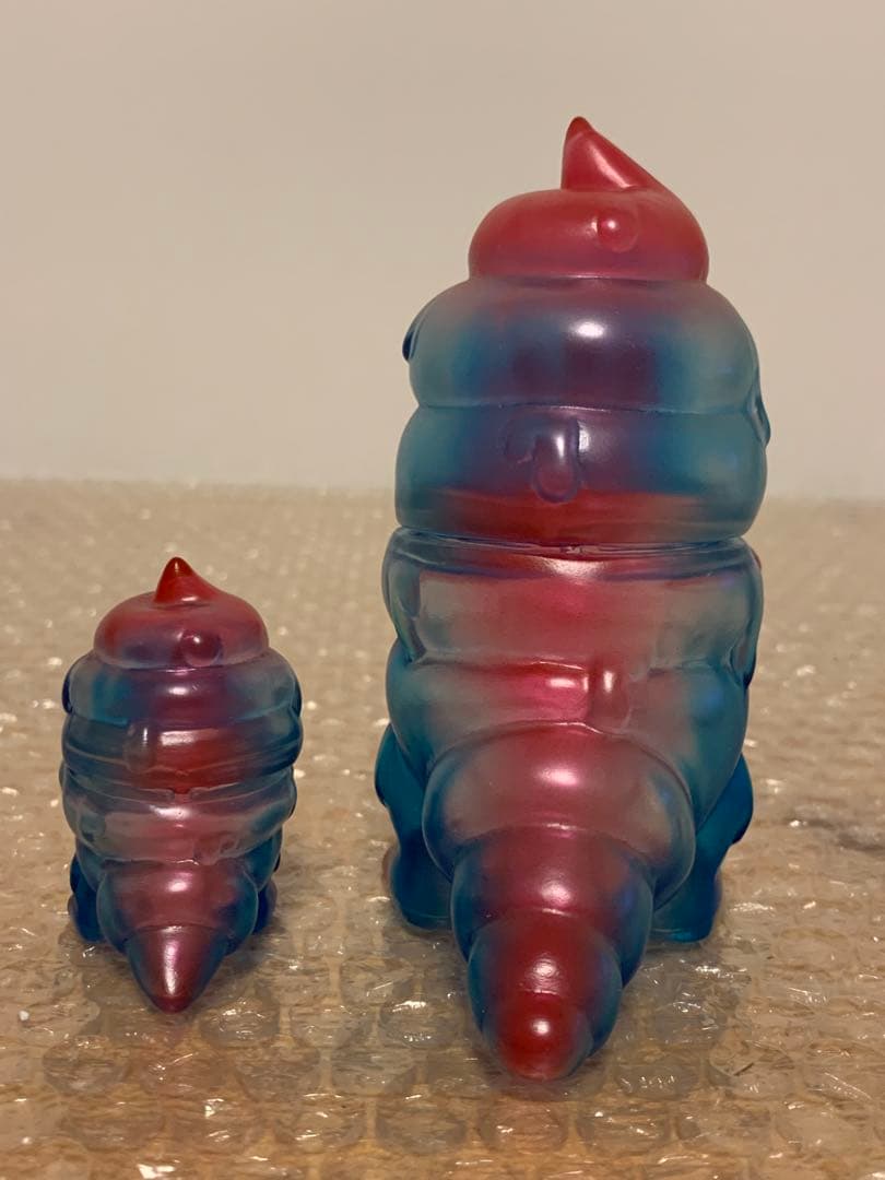 アートジャンキー とぐろ怪獣シットン＆ミニシットン コンビクト別注カラー