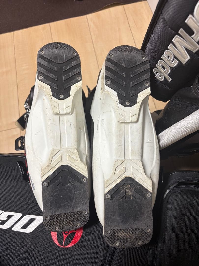 Salomon X-MAX 100 スキー ブーツ