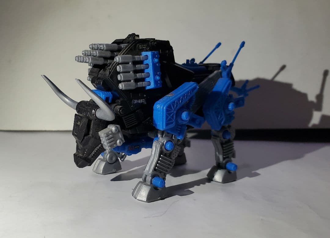 ZOIDZ　ゾイドガム　プラモデル　ディバイソン　当時モノ