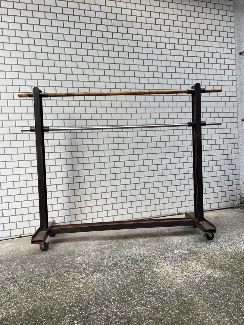 Tバー・アンティーク風ディスプレイラック