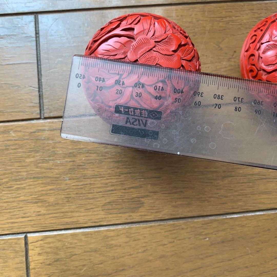 48 堆朱壺　花瓶　朱色　中国