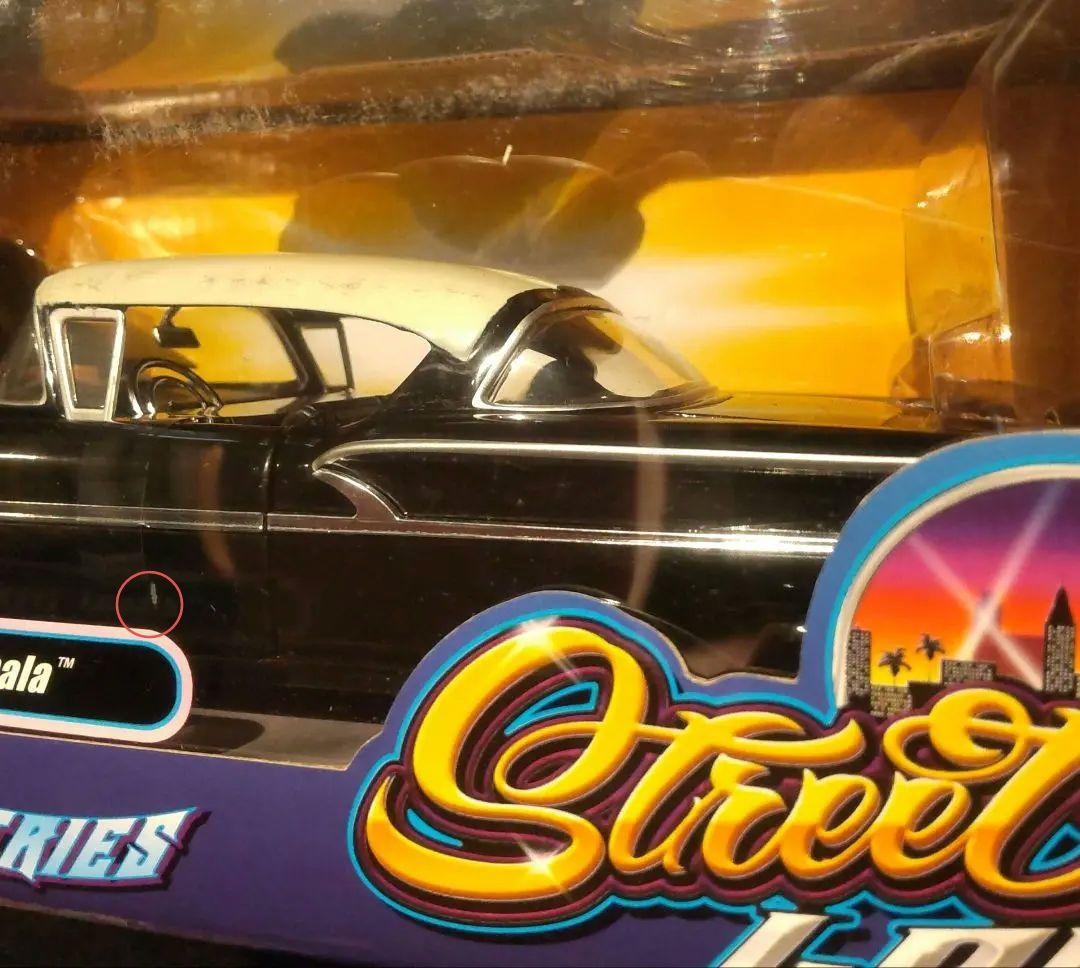 1958シボレーインパラローライダーミニカー新品未開封当時物☆Lowrider