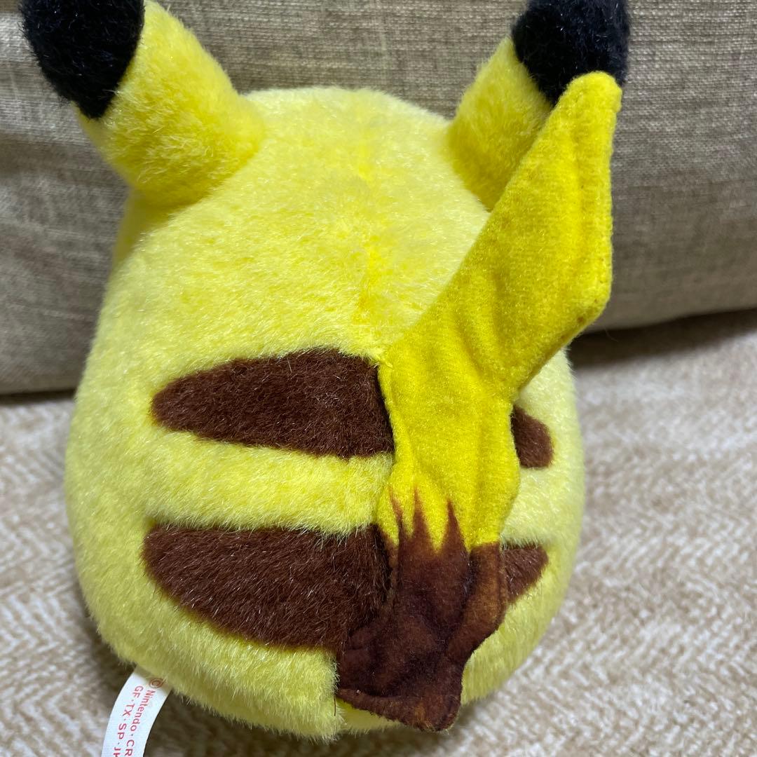 ピカチュウ　ぬいぐるみ　タカラトミー　TOMY
