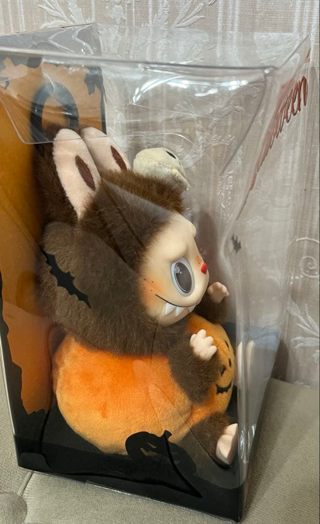 LABUBU イニシャルR ハロウィン　ぬいぐるみ　ペンダント　ラブブ