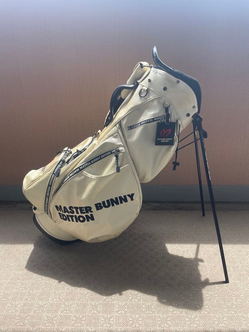 MASTER BUNNY EDITION スタンド式キャディバッグ