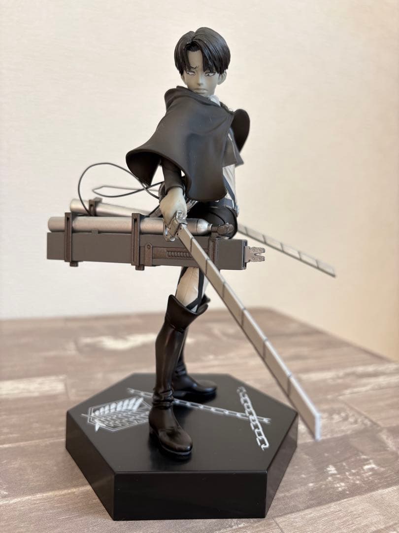 【限定品】 進撃の巨人 一番くじ くじ奪還作戦 ダブルチャンス リヴァイ