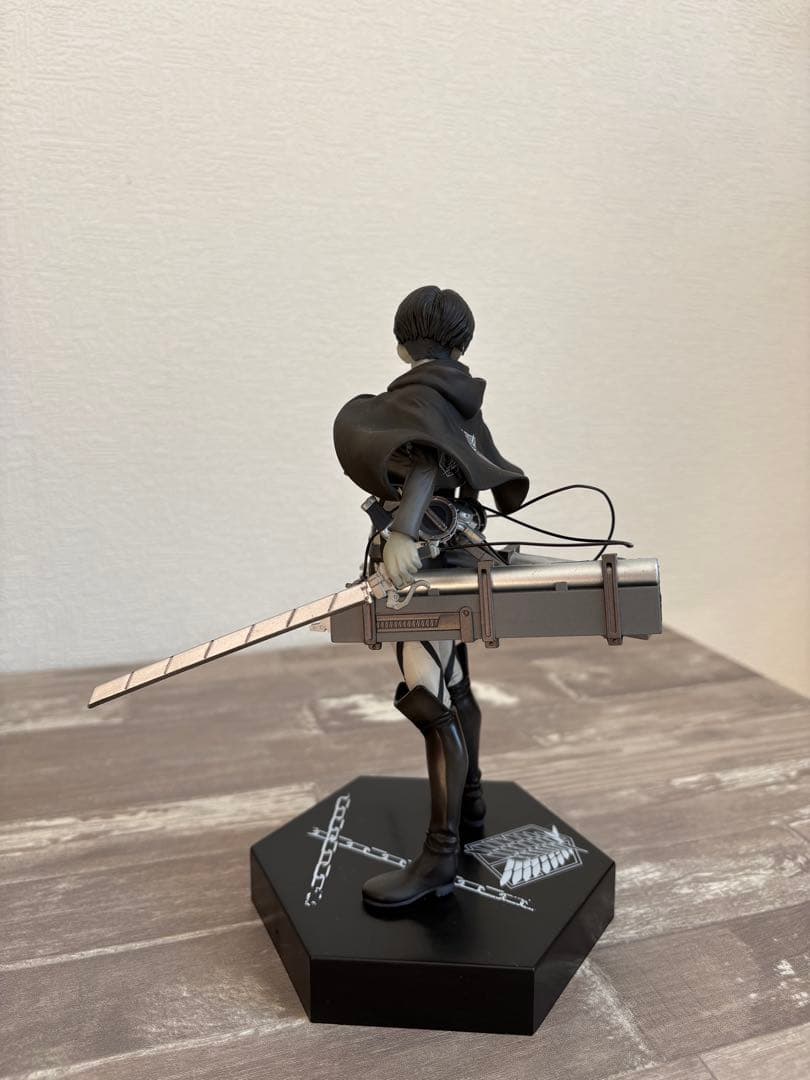 【限定品】 進撃の巨人 一番くじ くじ奪還作戦 ダブルチャンス リヴァイ