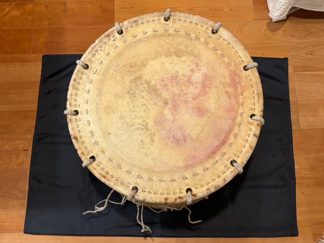 価格80万円程●浅野太鼓 くり抜き胴 和太鼓1尺６寸 打面46cm やまびこ太鼓