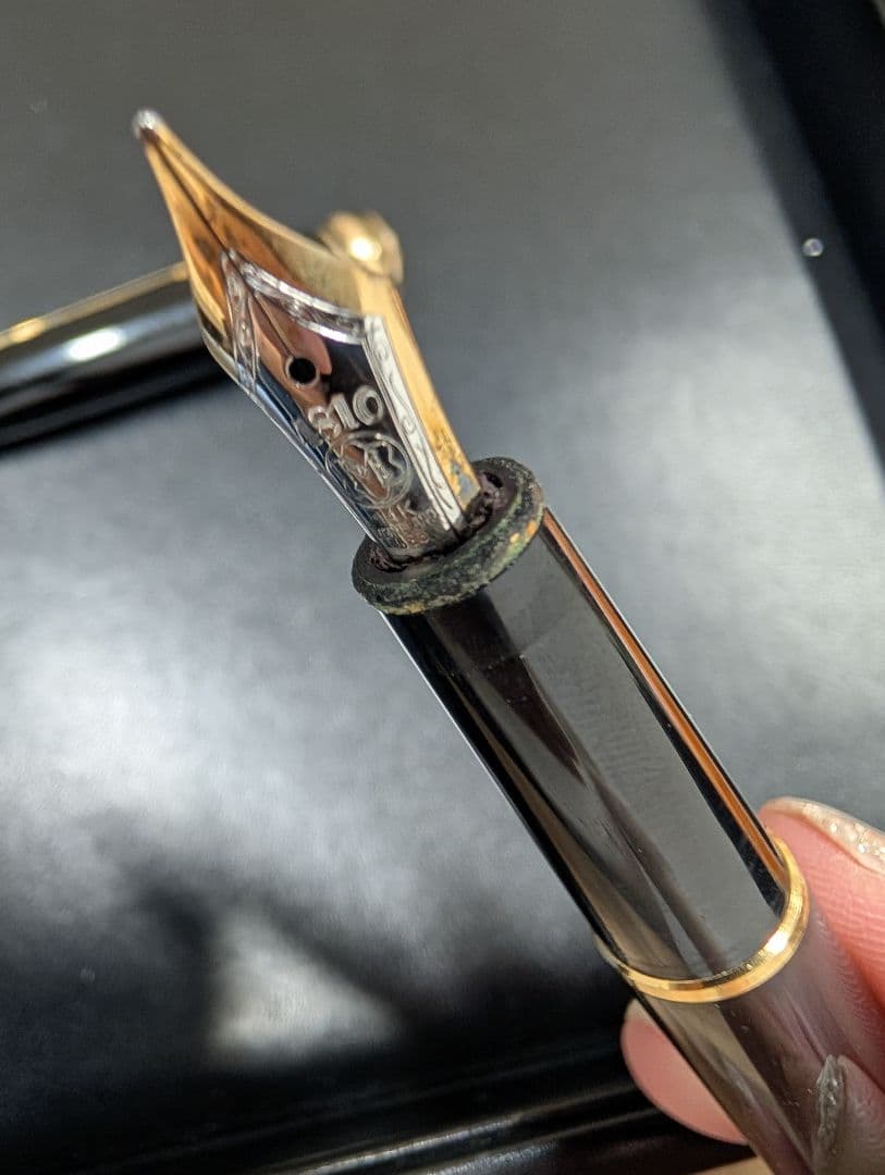 MONTBLANC モンブラン 万年筆 14K 黒 ケース付き