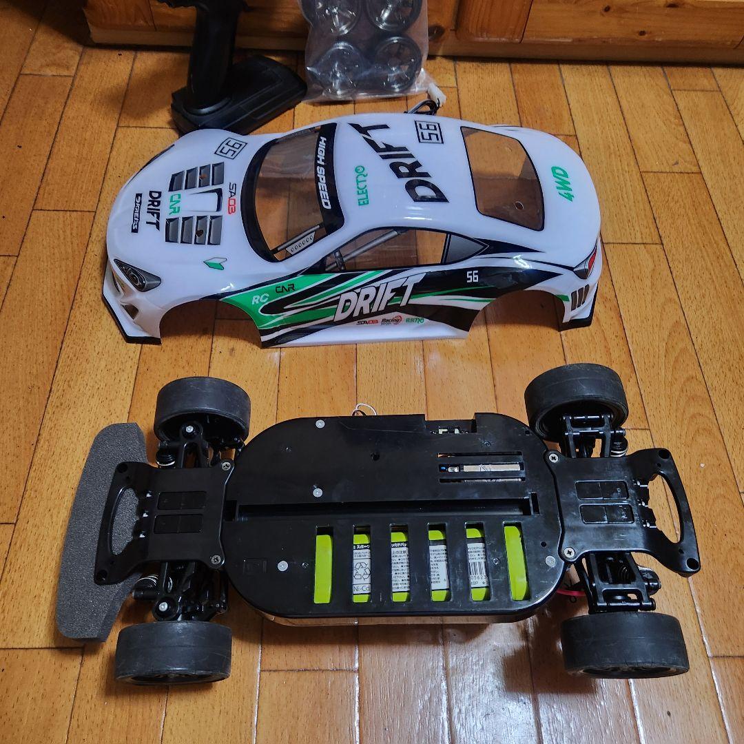 タミヤ ドリフト ラジコン フルセット　TT01　白　86　　　　　　tt02