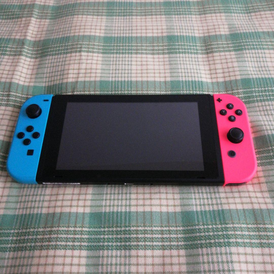 任天堂　Switch 本体一式　あまり使ってません 説明読んでくださいね。