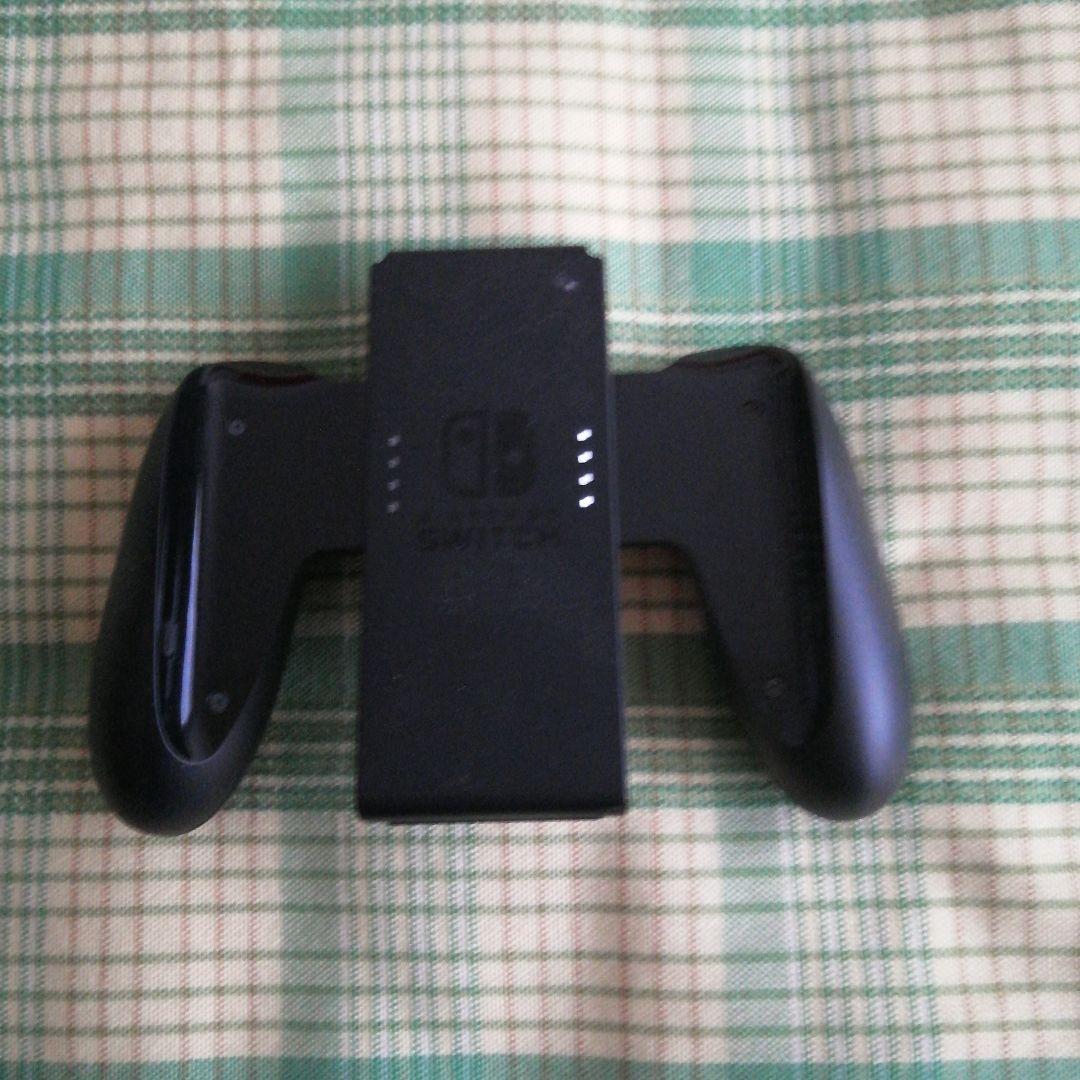 任天堂　Switch 本体一式　あまり使ってません 説明読んでくださいね。