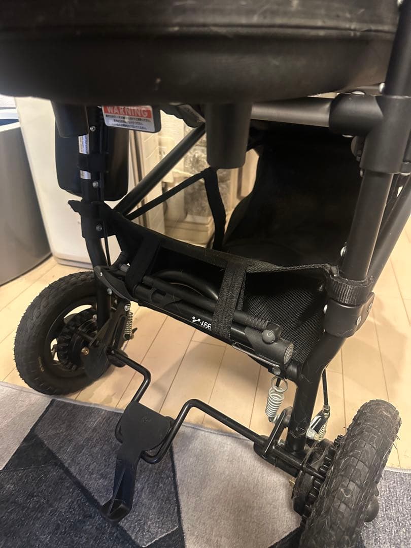 【送料込み】AirBuggyドーム2 フレームセット犬用　黒　ペットカート