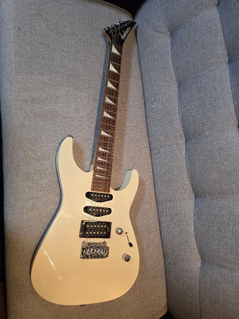Jackson JS23 エレキギター ディンキー